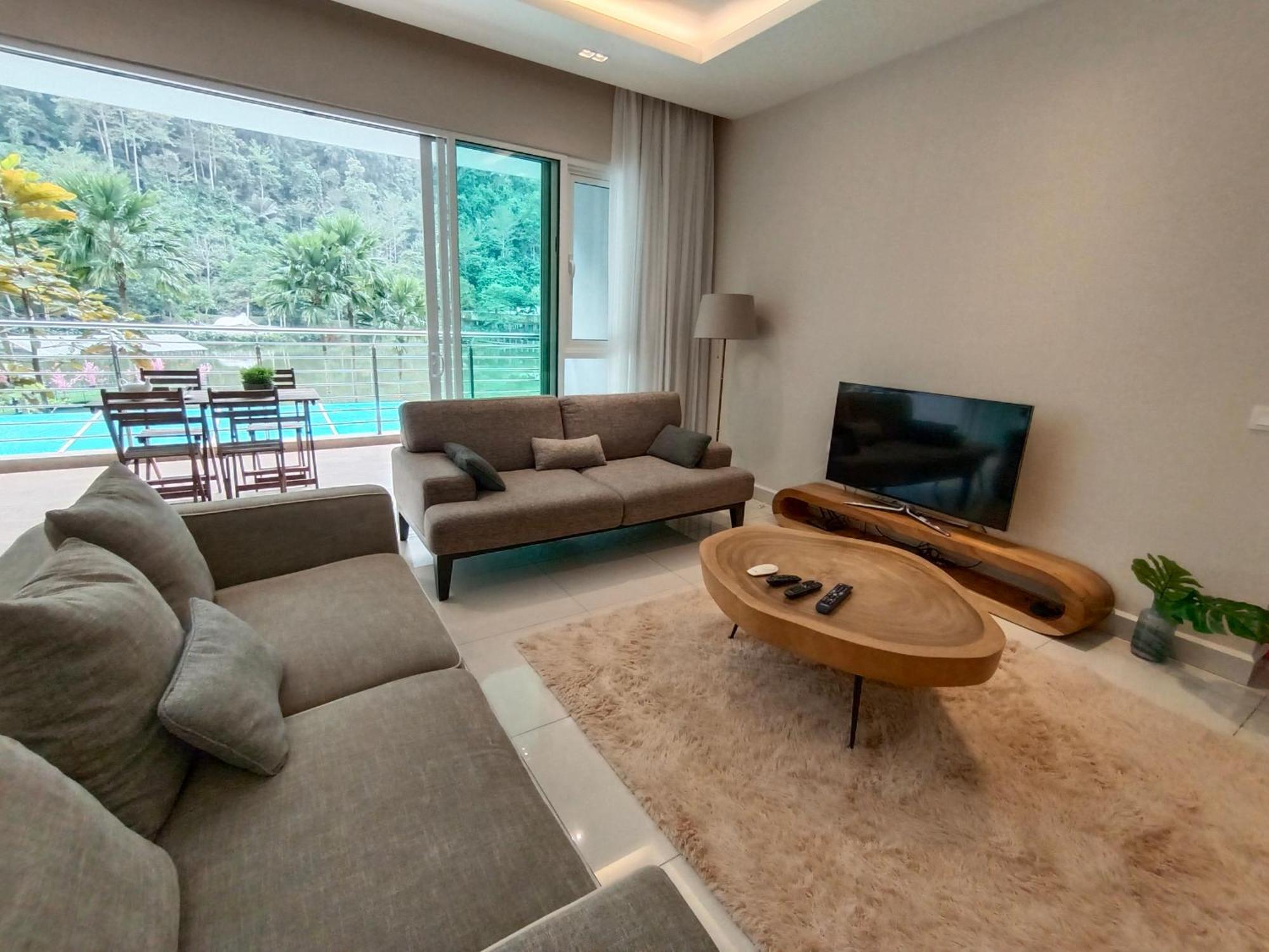 The Resort, Persiaran Lembah Perpaduan C1y1 *